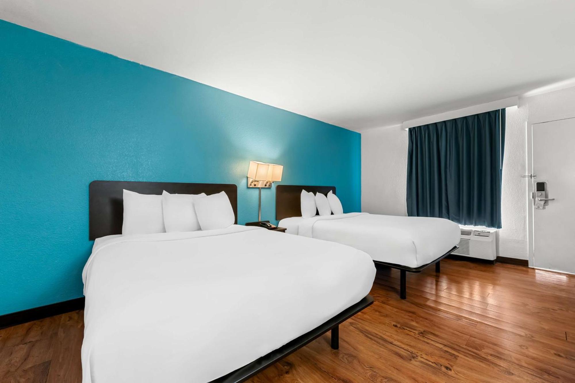 Americas Best Value Inn Hamilton Bagian luar foto