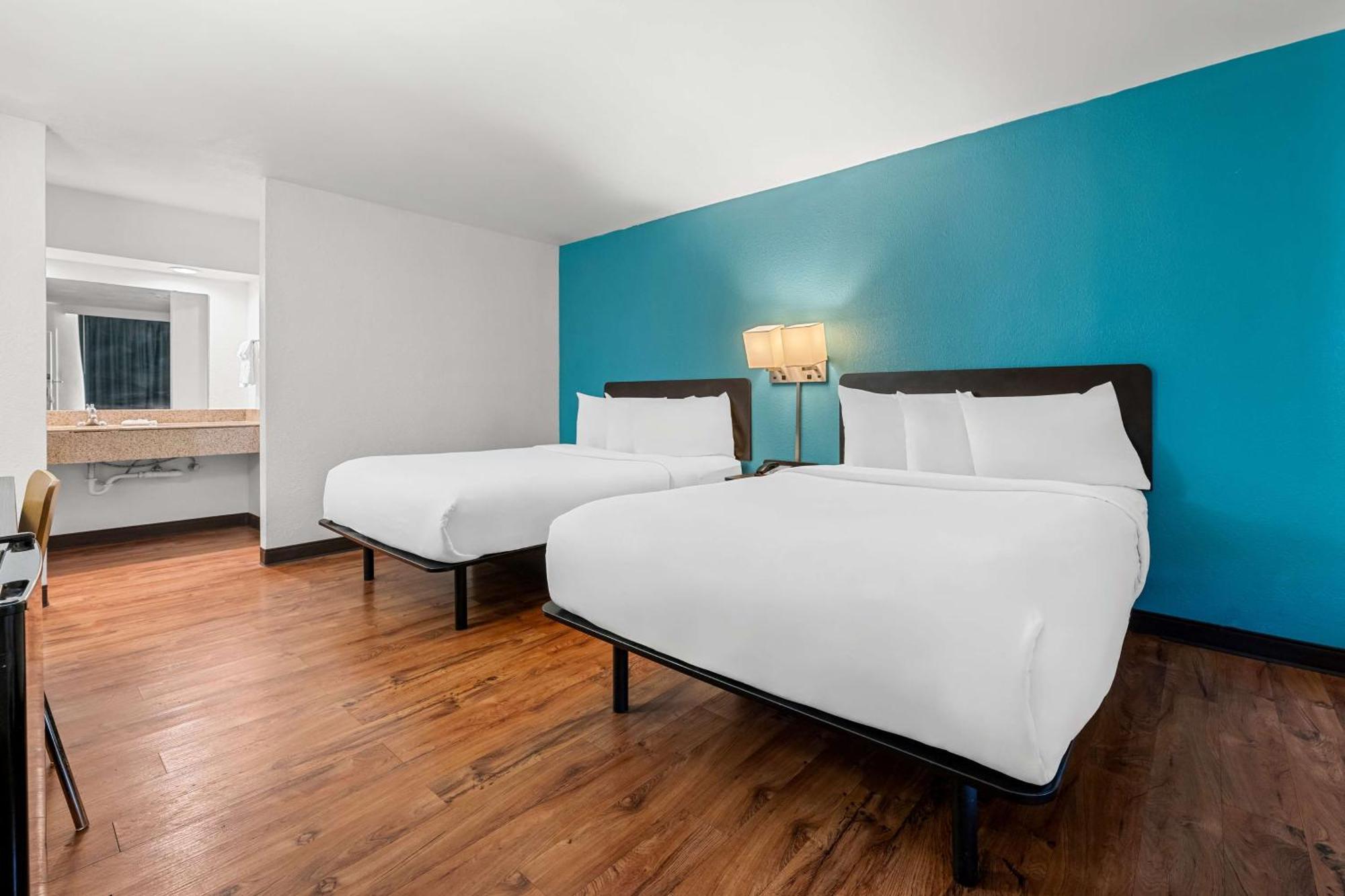 Americas Best Value Inn Hamilton Bagian luar foto
