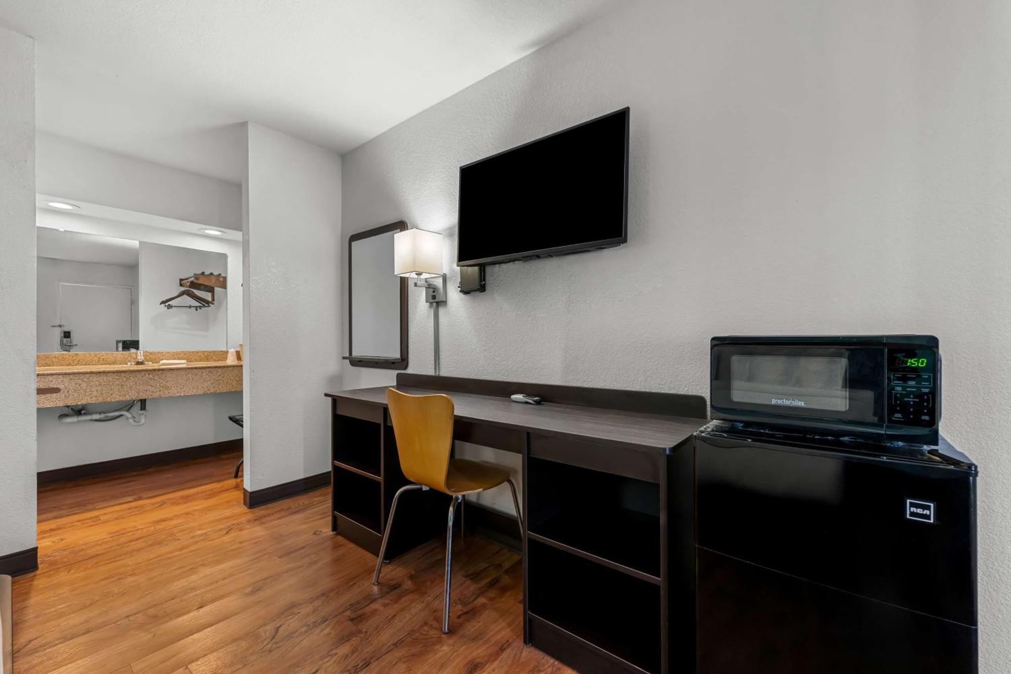Americas Best Value Inn Hamilton Bagian luar foto