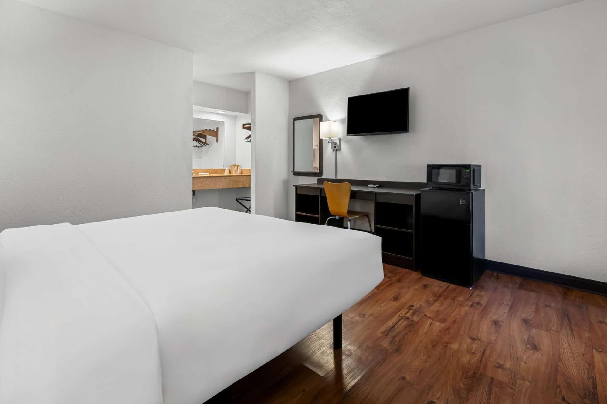 Americas Best Value Inn Hamilton Bagian luar foto