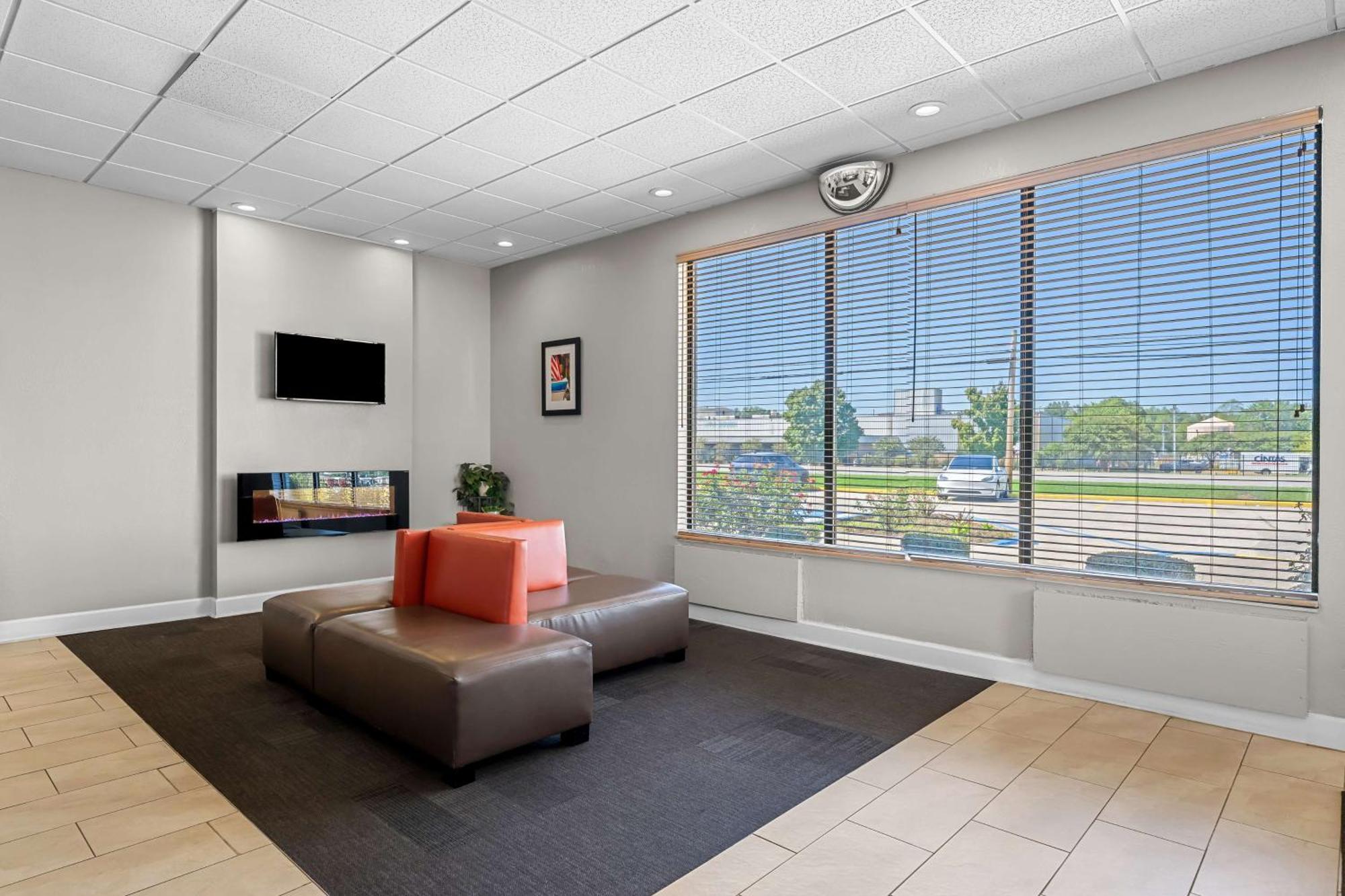 Americas Best Value Inn Hamilton Bagian luar foto